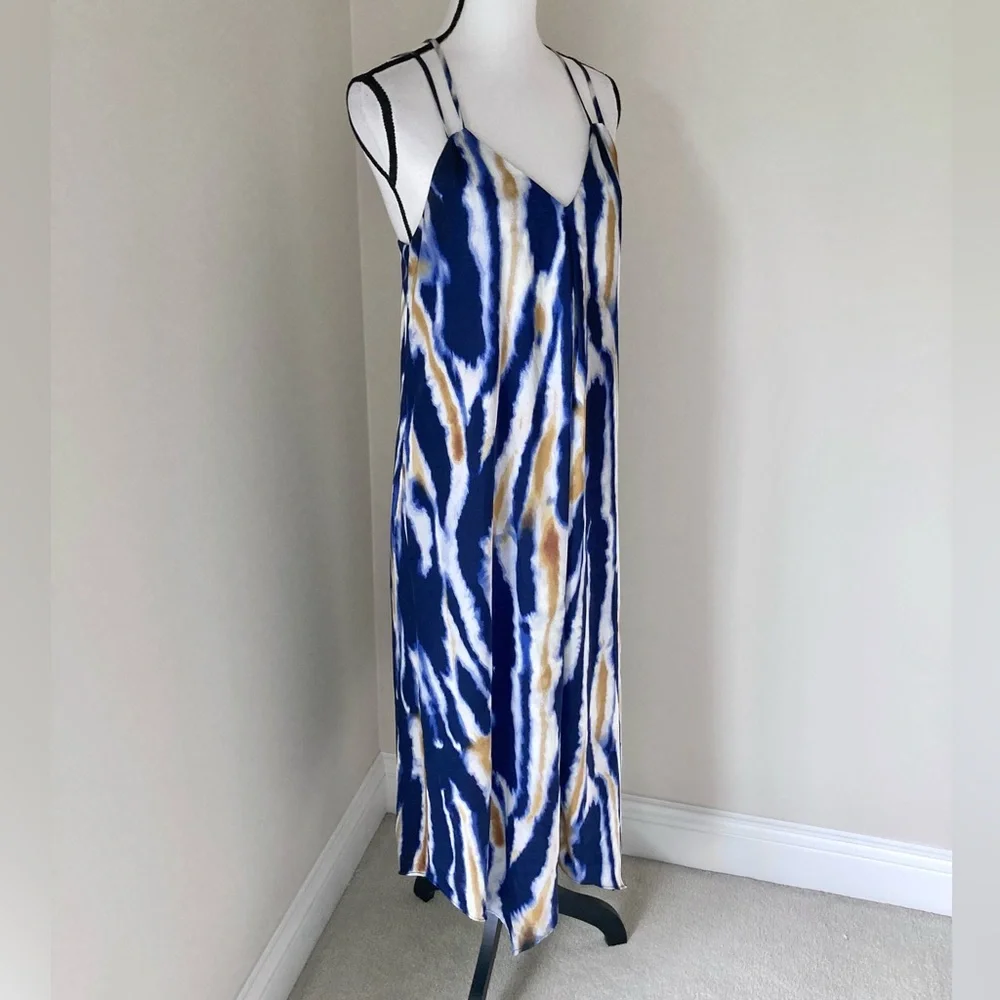 EVEREVE Brylee Crisscross Back Slip Dress Size M - Picture 4 of 11